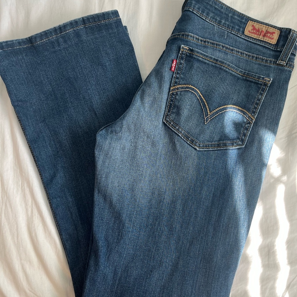 Levi's Women's Classic Straight Leg Denim Jeans